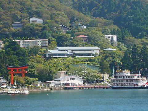 成川美術館